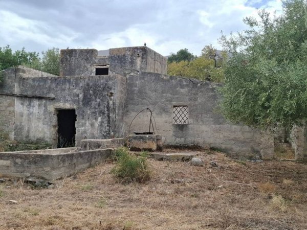 negozio in vendita a Carini