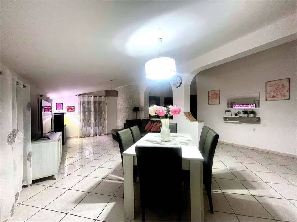 casa indipendente in vendita a Carini