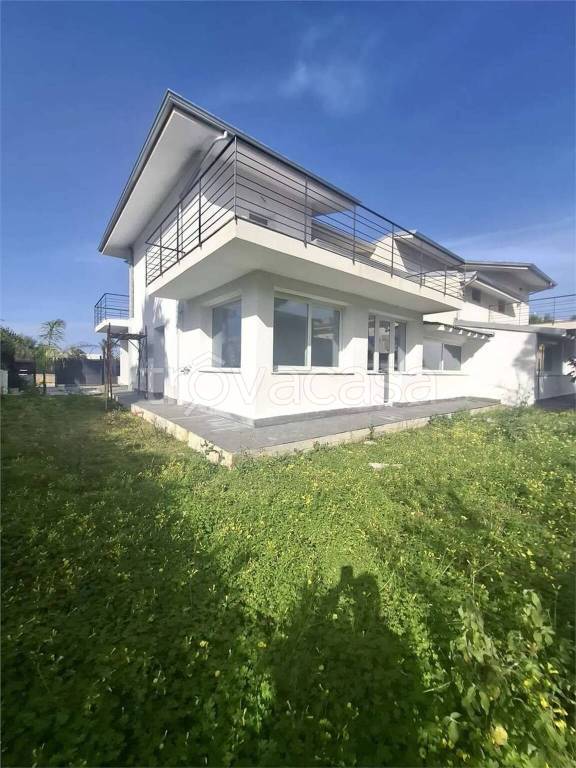 casa indipendente in vendita a Carini in zona Villagrazia di Carini