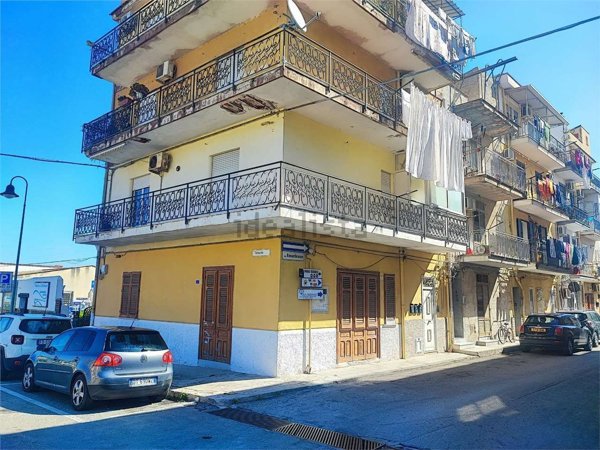 appartamento in vendita a Carini in zona Villagrazia di Carini