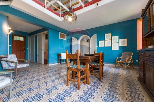 casa indipendente in vendita a Carini