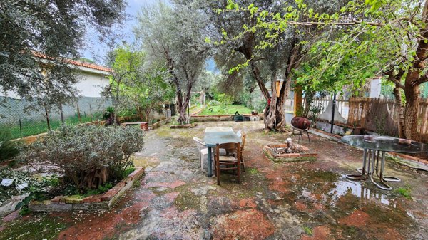 casa indipendente in vendita a Carini