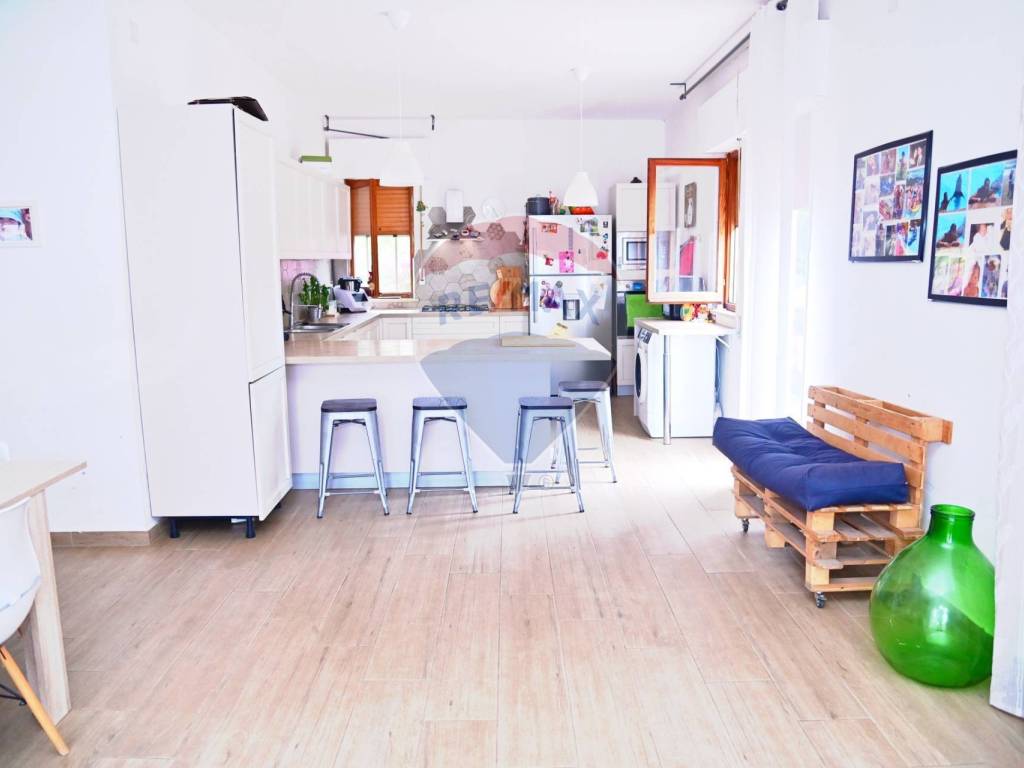 appartamento in vendita a Carini in zona Villagrazia di Carini