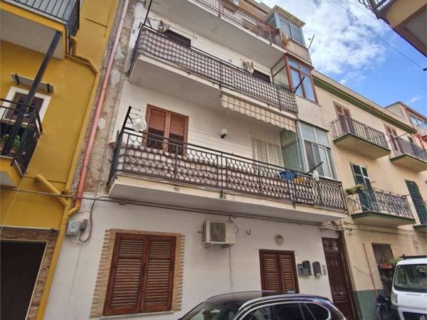 appartamento in vendita a Carini in zona Villagrazia di Carini