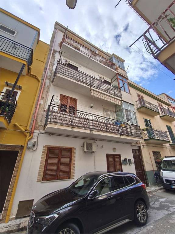 appartamento in vendita a Carini in zona Villagrazia di Carini