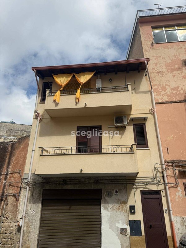 appartamento in vendita a Carini in zona Villagrazia di Carini