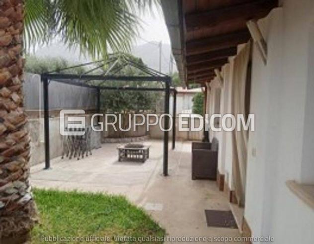 casa indipendente in vendita a Carini