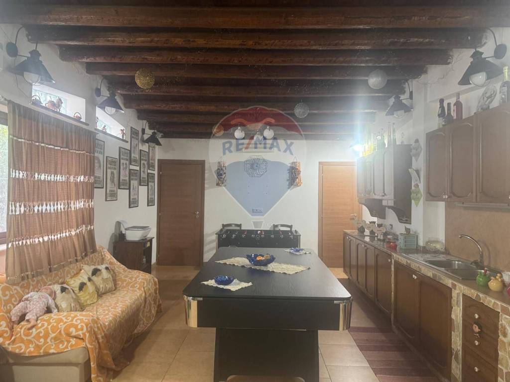 casa indipendente in vendita a Carini