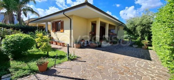 casa indipendente in vendita a Carini