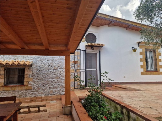 casa indipendente in vendita a Carini in zona Villagrazia di Carini