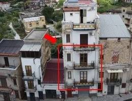 casa indipendente in vendita a Carini