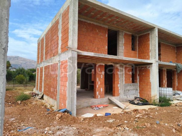 casa indipendente in vendita a Carini