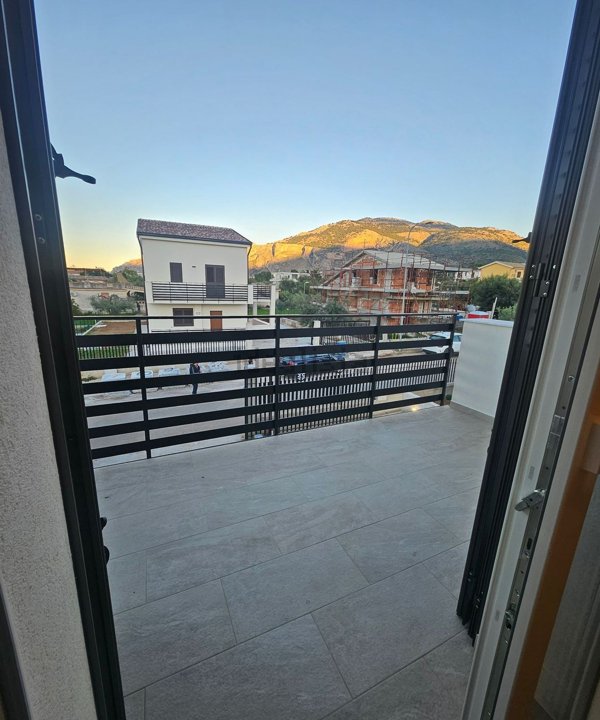 casa indipendente in vendita a Carini