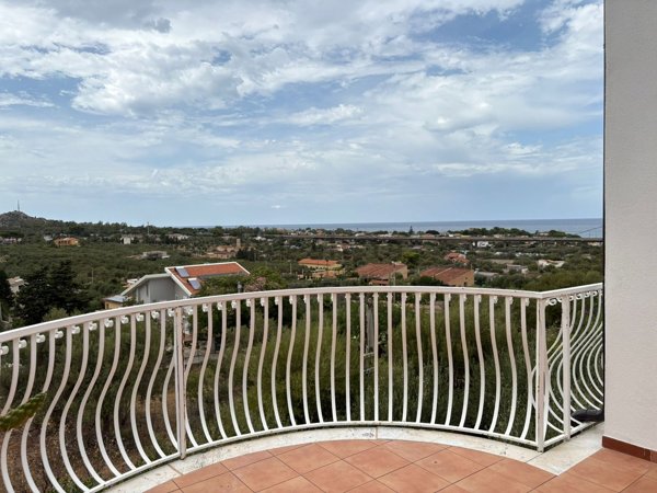 casa indipendente in vendita a Carini