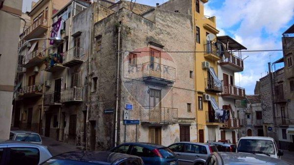 casa indipendente in vendita a Carini