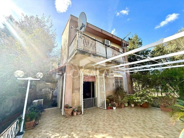 casa indipendente in vendita a Carini