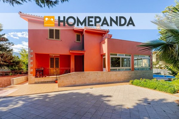 casa indipendente in vendita a Carini