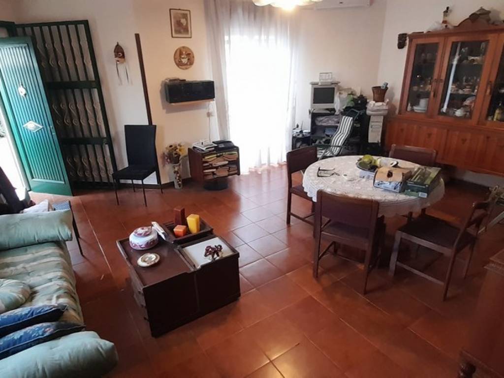 casa indipendente in vendita a Carini