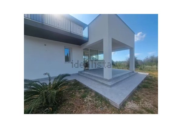 casa indipendente in vendita a Carini