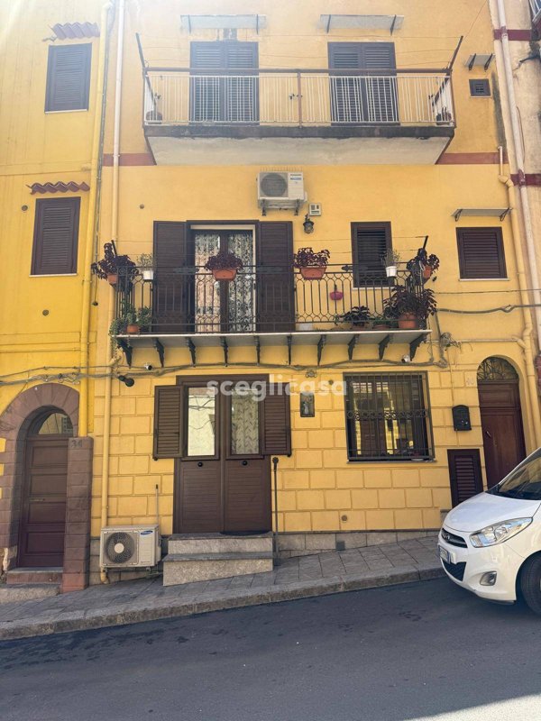 appartamento in vendita a Carini in zona Villagrazia di Carini