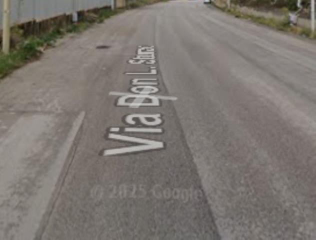 locale commerciale in vendita a Carini