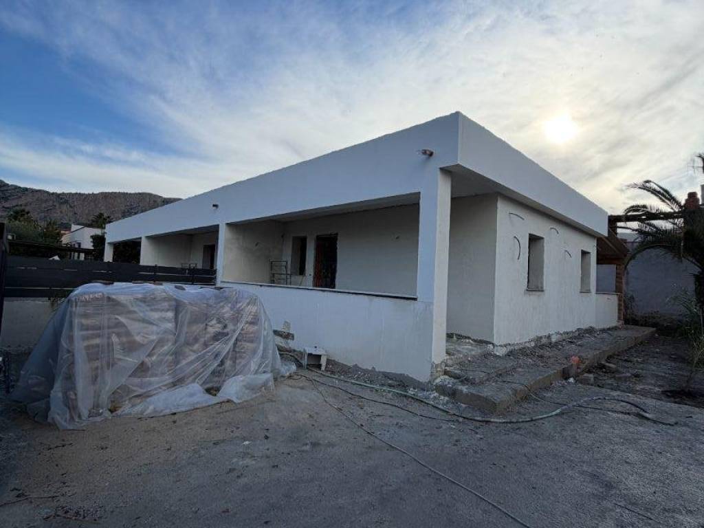 casa indipendente in vendita a Carini