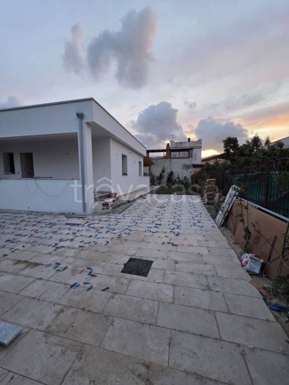 casa indipendente in vendita a Carini