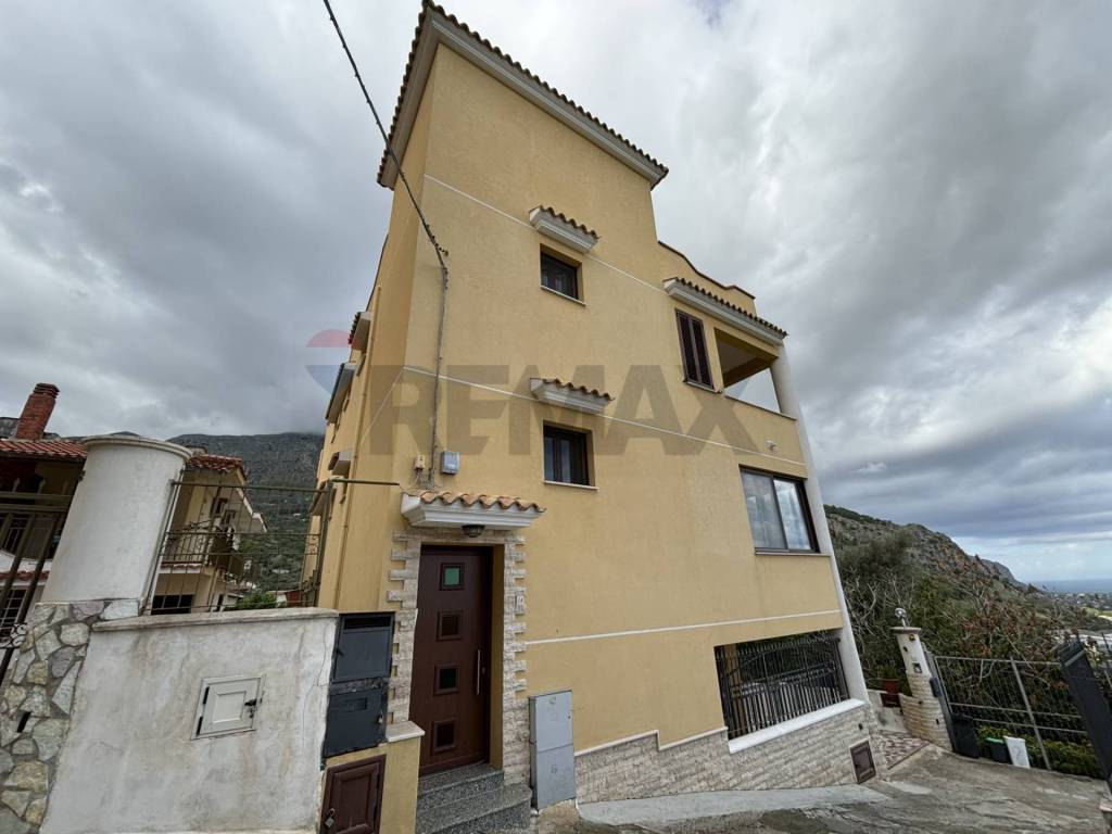 appartamento in vendita a Carini