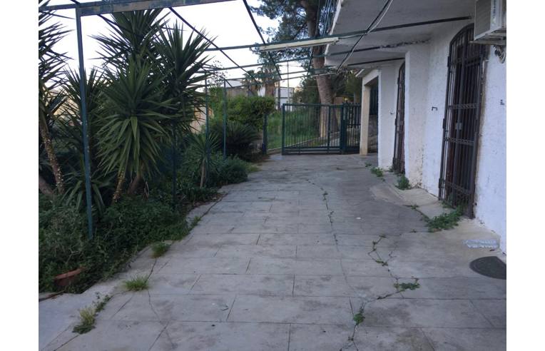 casa indipendente in vendita a Carini