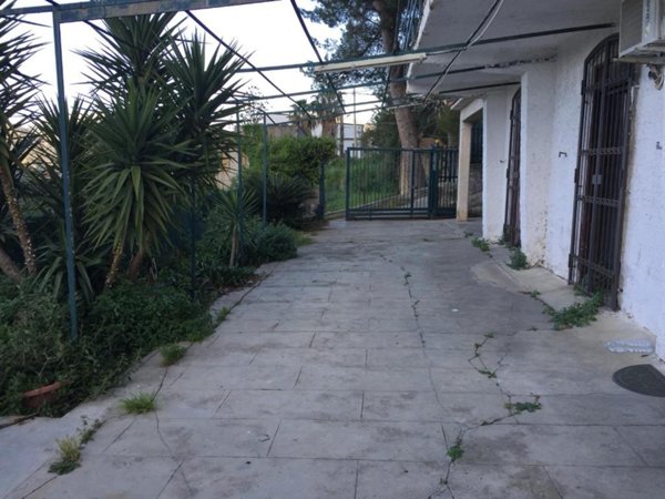 casa indipendente in vendita a Carini