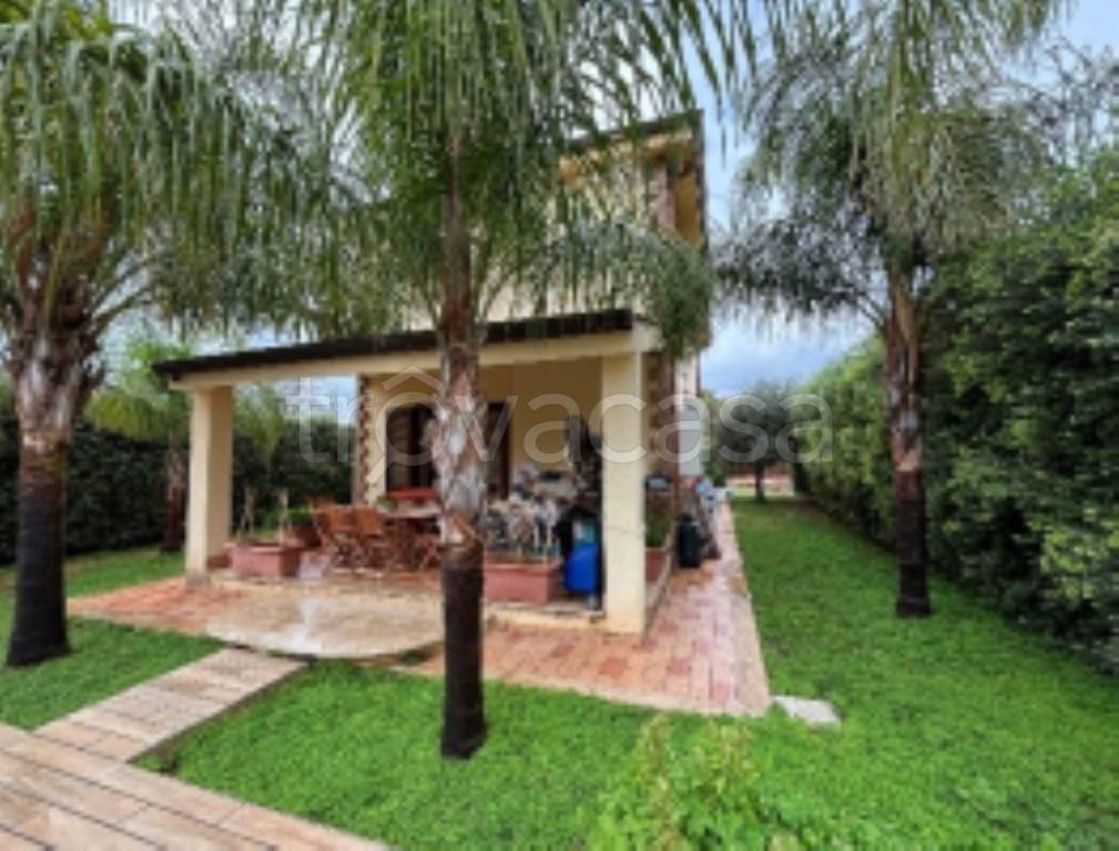 casa indipendente in vendita a Carini