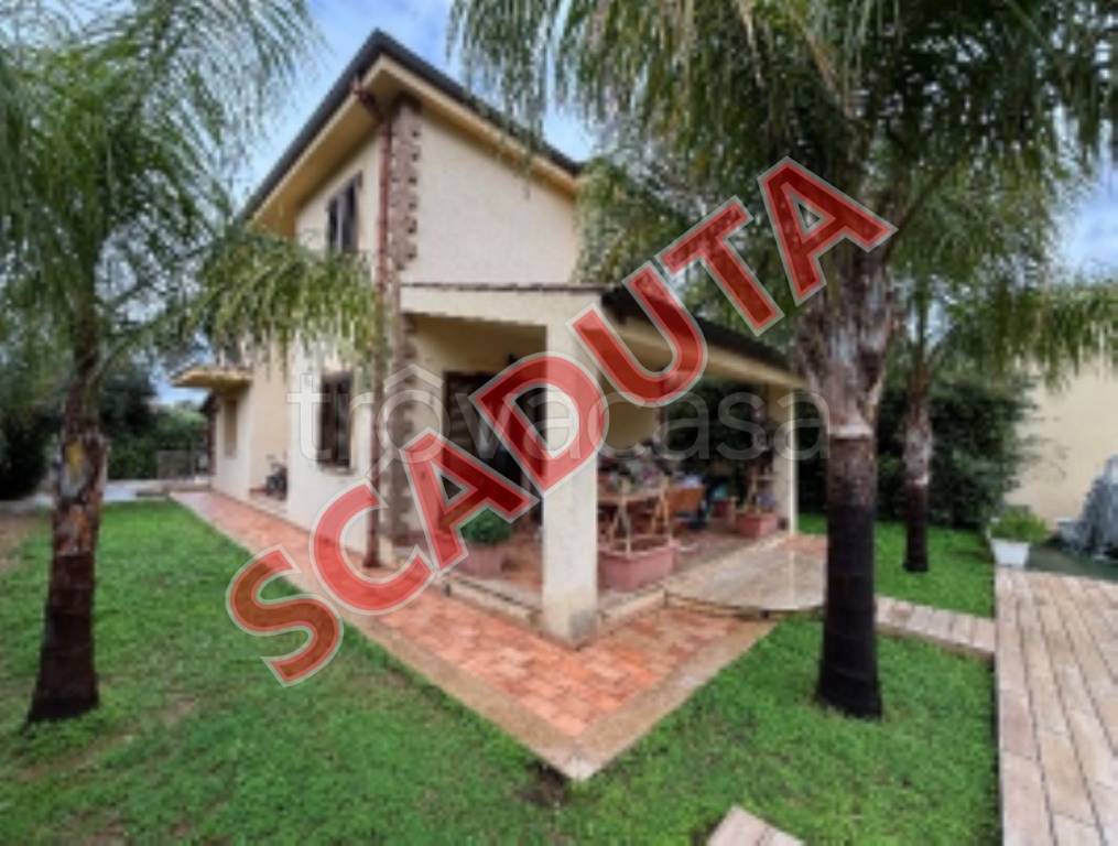 casa indipendente in vendita a Carini