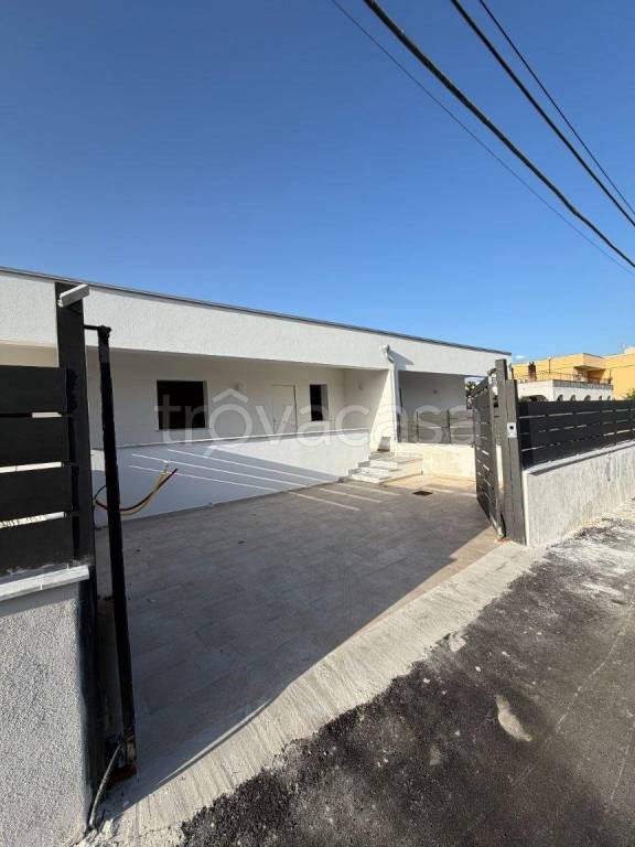 casa indipendente in vendita a Carini