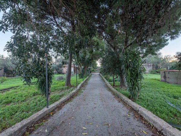 casa indipendente in vendita a Carini in zona Villagrazia di Carini