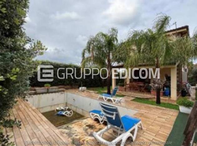 casa indipendente in vendita a Carini