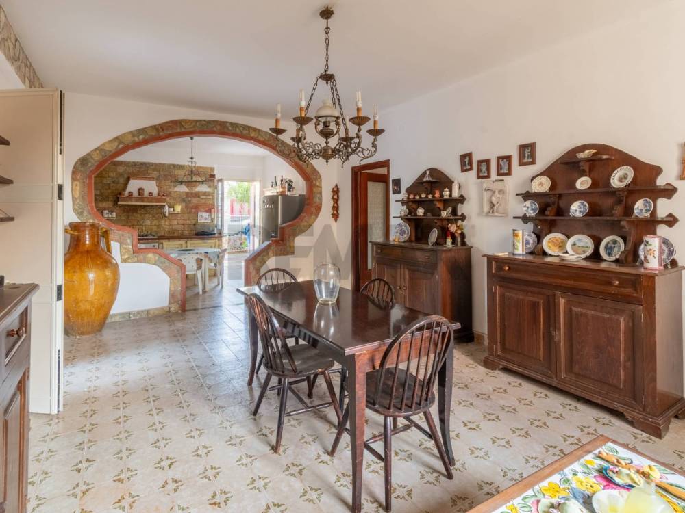 casa indipendente in vendita a Carini in zona Villagrazia di Carini
