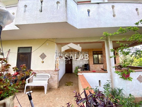 casa indipendente in vendita a Carini