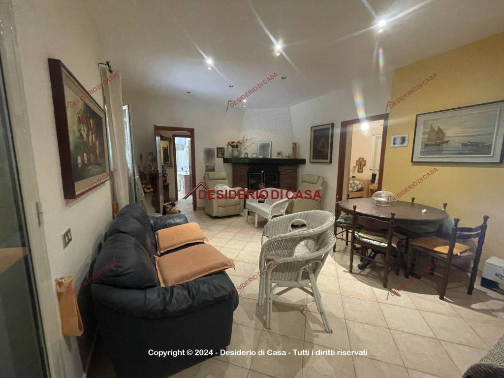 casa indipendente in vendita a Carini