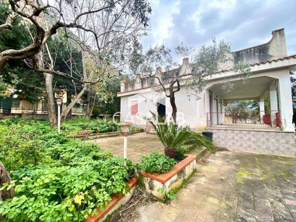 casa indipendente in vendita a Carini