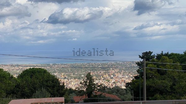 casa indipendente in vendita a Carini