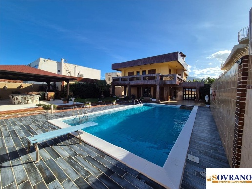 casa indipendente in vendita a Carini in zona Villagrazia di Carini