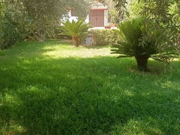 casa indipendente in vendita a Carini in zona Villagrazia di Carini