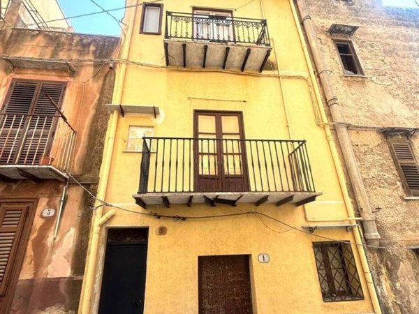 casa indipendente in vendita a Carini