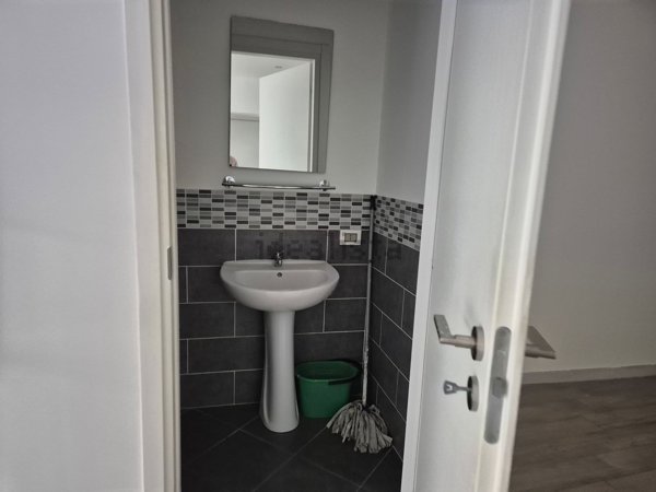 ufficio in vendita a Carini