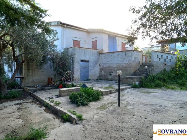casa indipendente in vendita a Carini in zona Villagrazia di Carini