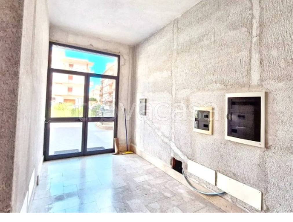 locale di sgombero in vendita a Carini