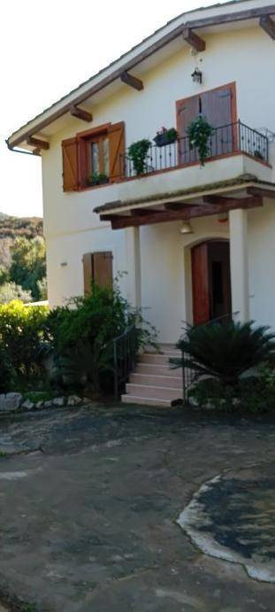 casa indipendente in vendita a Carini