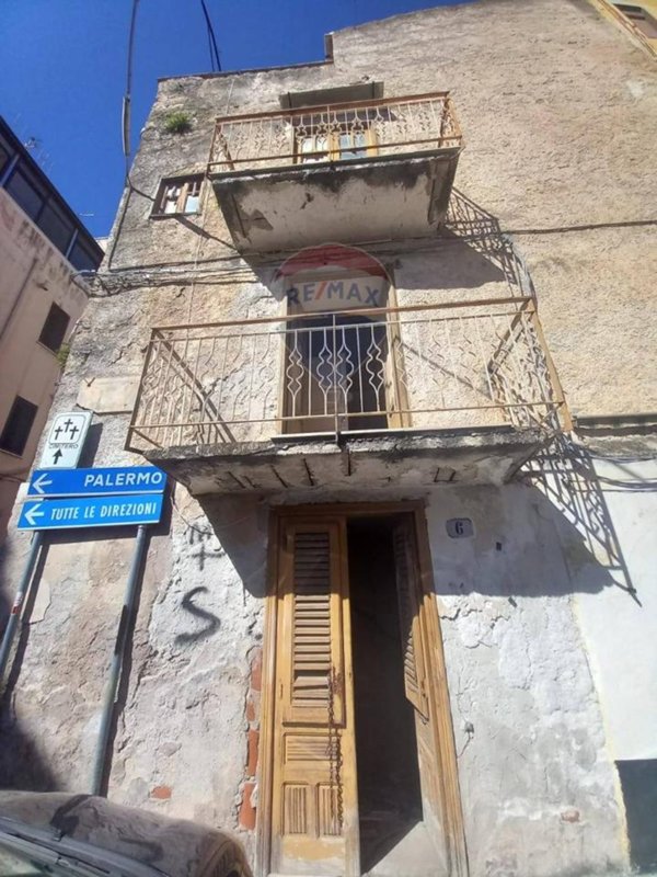 casa indipendente in vendita a Carini