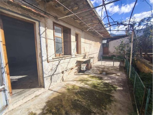 casa indipendente in vendita a Carini