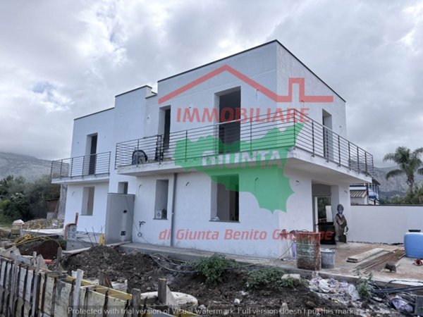 casa indipendente in vendita a Carini